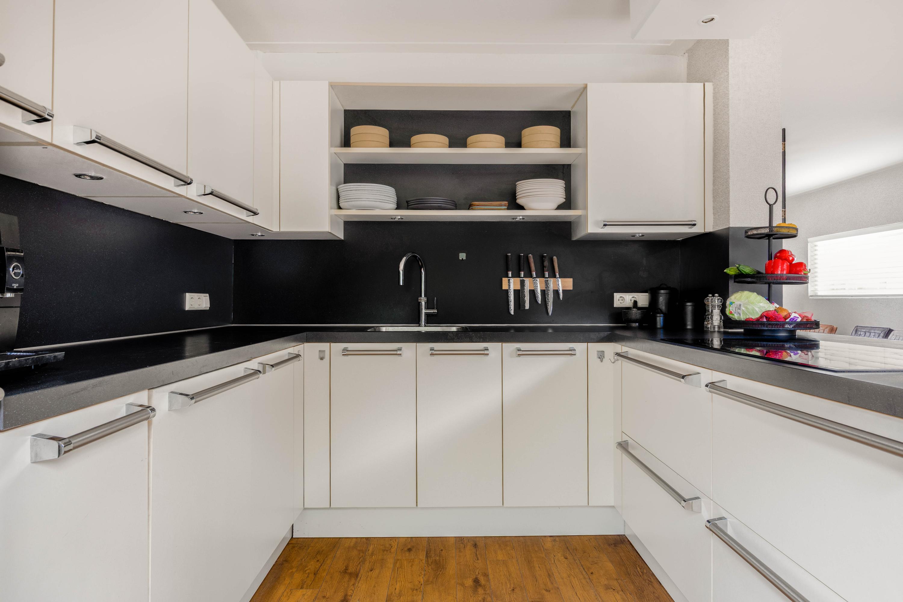 Kerkstraat 43 , 2153 BD Nieuw-vennep 16